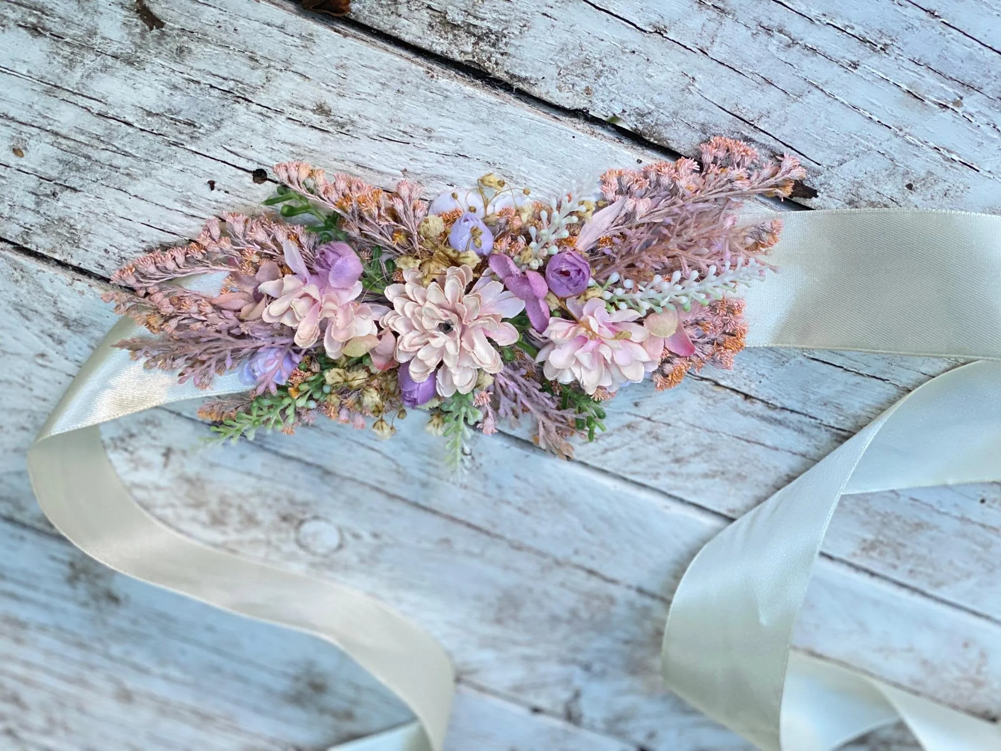 Bridal belt in bright colours Pastel Wedding belt Wedding accessories Wedding sash Floral belt Floral accessories Magaela accessories